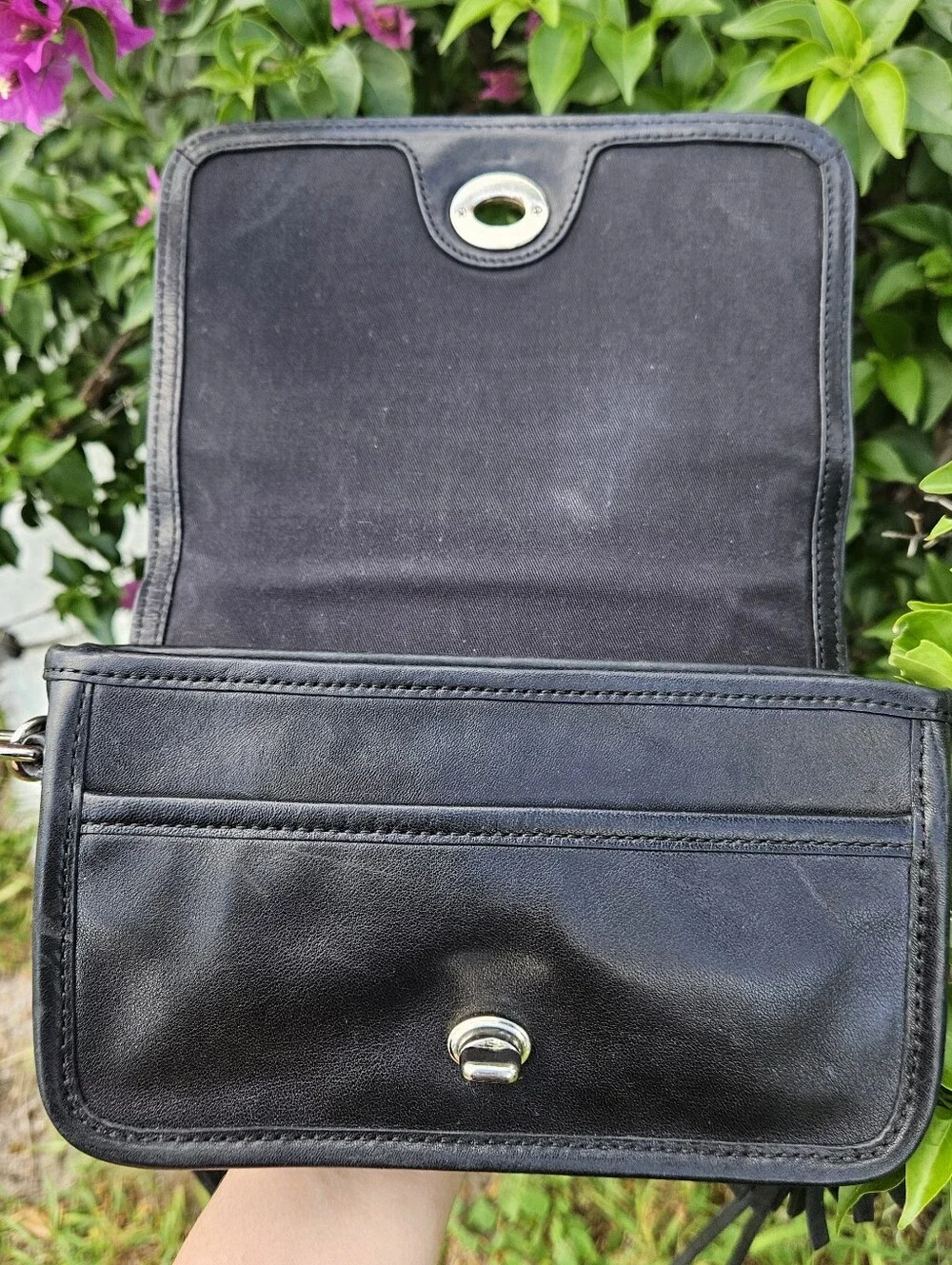 Authentic Coach Legacy Leather Flap Crossbody – Style 19914